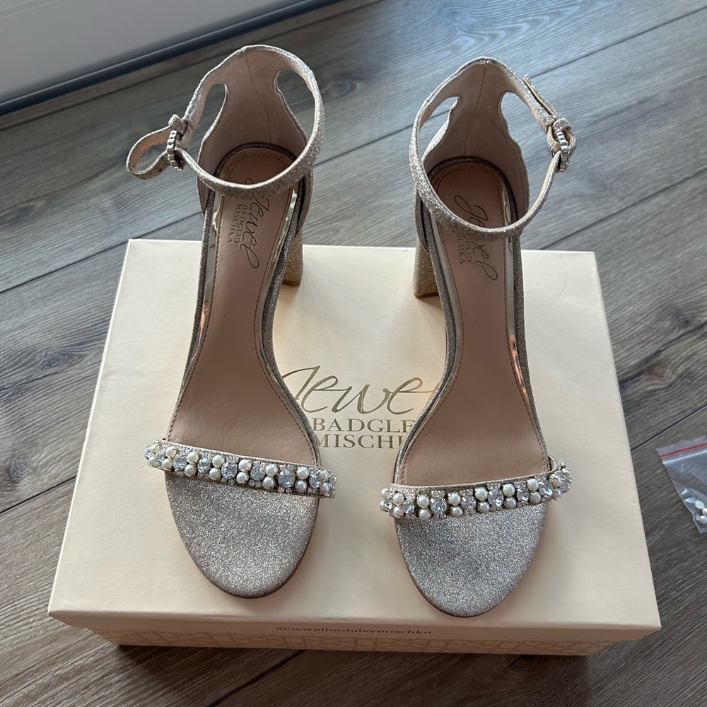 Gold/Silver high heels